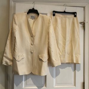 Nolan Miller 2pc Suit Set, Jacket and Skirt, 100% Wool, Size 8, Vintage